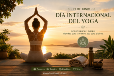 Persona realizando Yoga en el amanecer 21 de Junio Dia internacioanl del Yoga