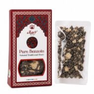 Pure Benzoin de Jain’s con caja y bolsa de resina natural de benjuí sobre fondo blanco